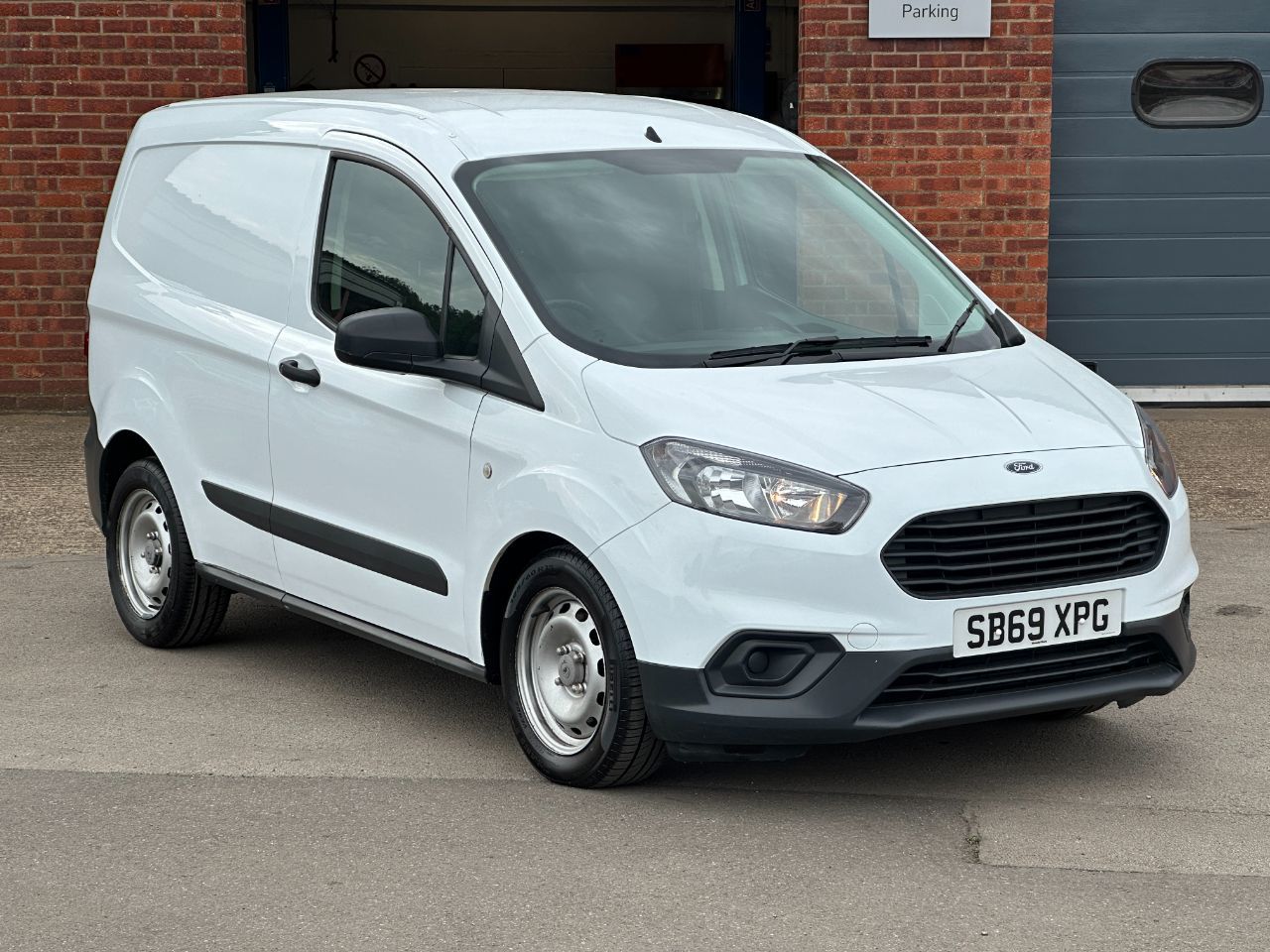 2020 Ford Transit Courier