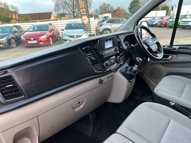 2019 Ford Tourneo Custom 2.0 EcoBlue 130ps 9 Seater Zetec